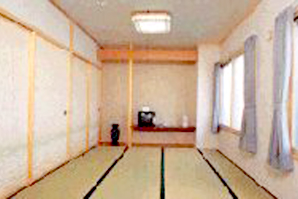 Japanese-style room (three persons)